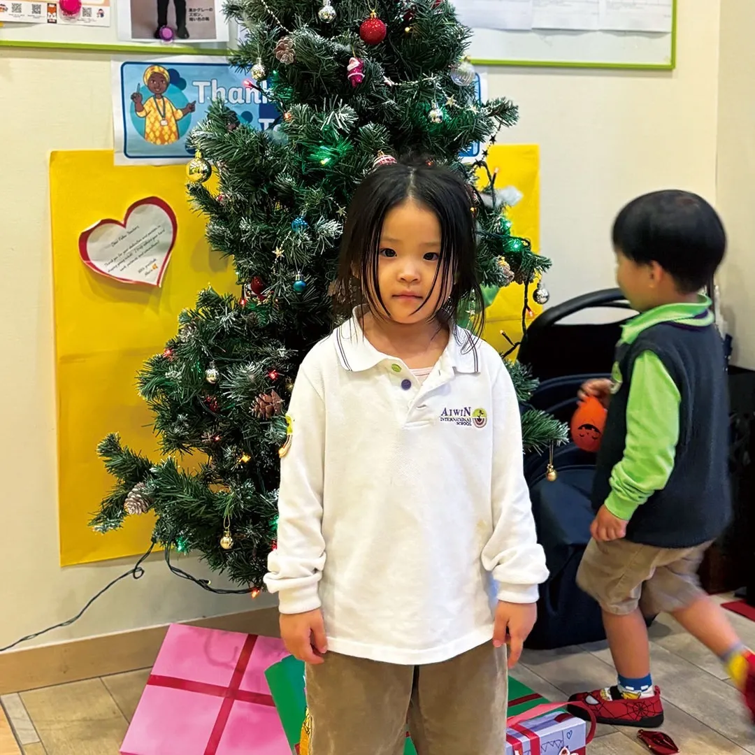 園内がやさしい光に包まれ、すっかりクリスマスムードになりまし...