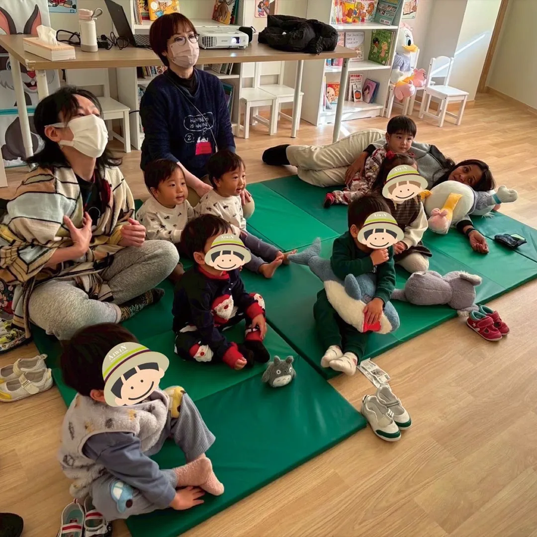 以前行われたリテラシーウィーク（読書週間）のブックカバーコン...