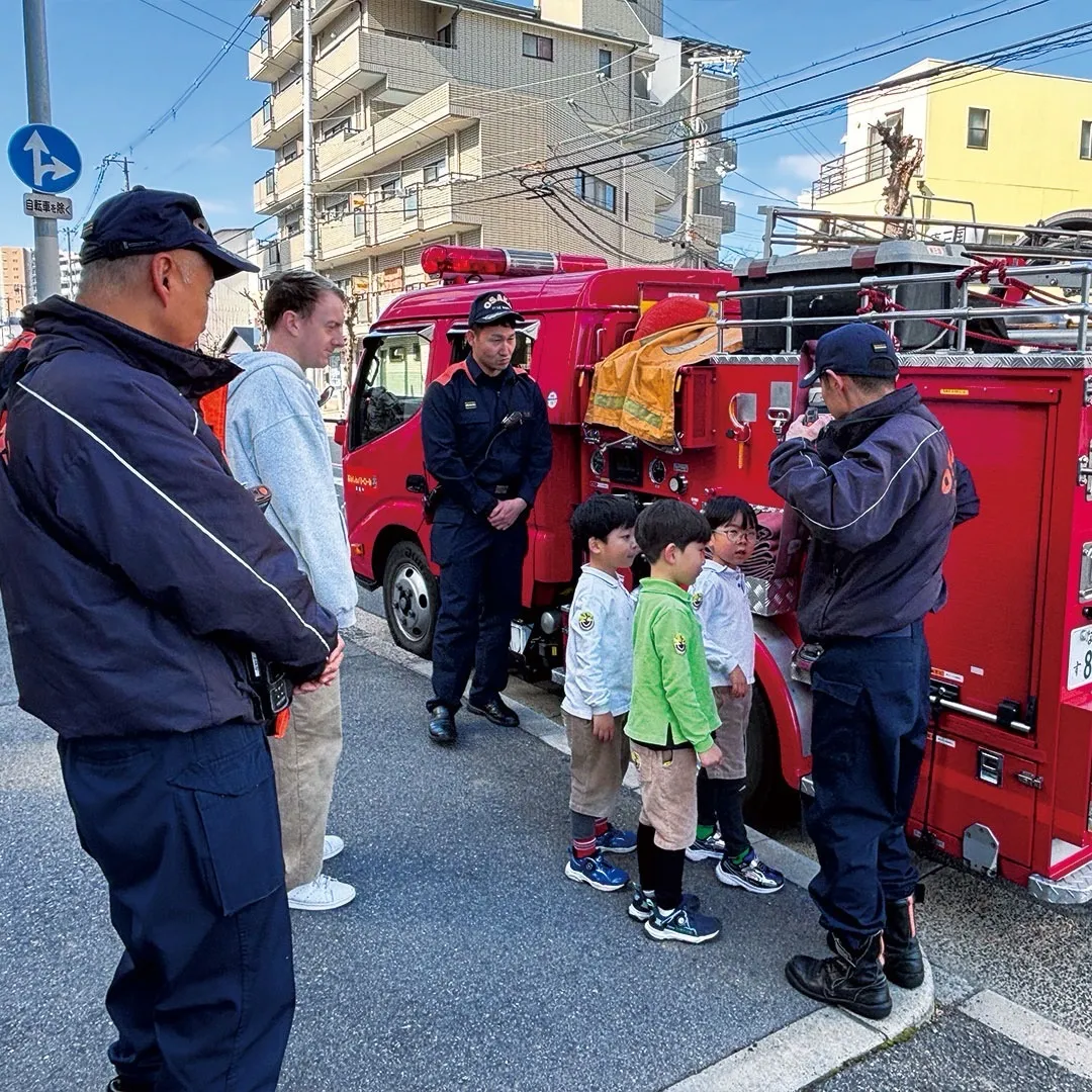 本物の消防車を間近で見学しました🚒